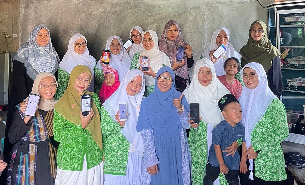 Dosen STISDA Lamteng  Kolaborasi Fatayat NU Pelatihan Desain Canva